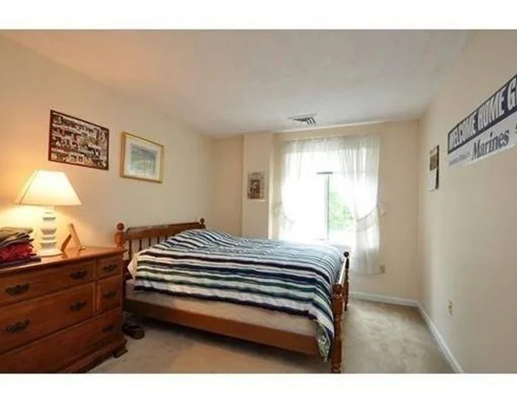 2 bed, 2 bath apartment for rent at 65 Valley St Unit 3H, Medford — photo 6 of 13