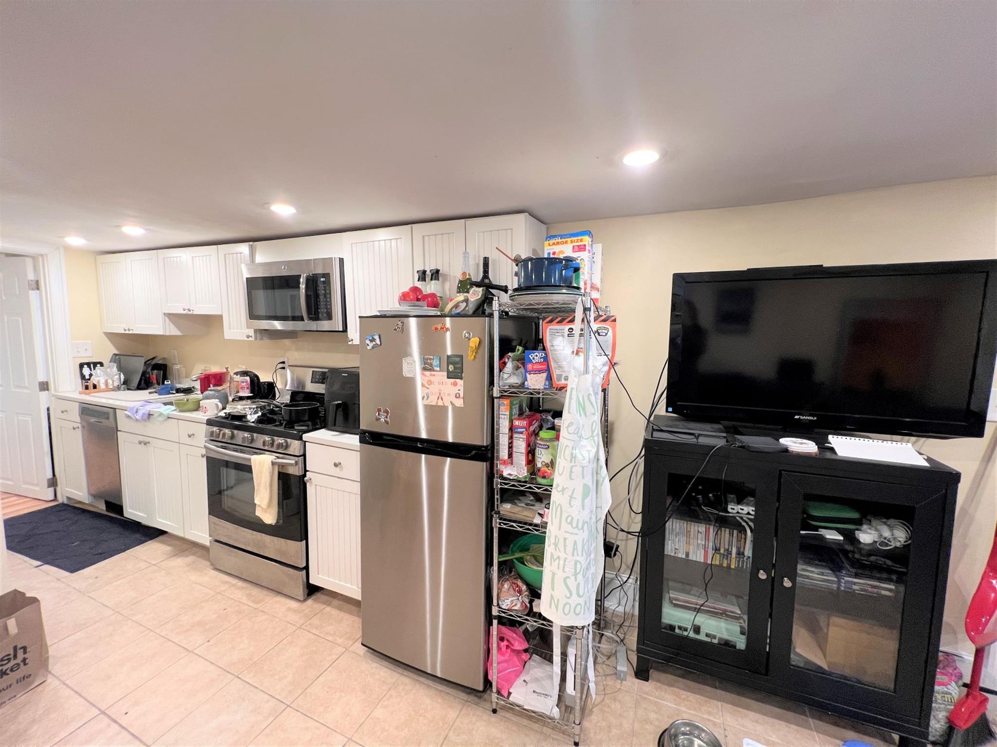 1 bed, 1 bath apartment for rent at 65 Walden St Unit 1, Neighborhood Nine — photo 18 of 18