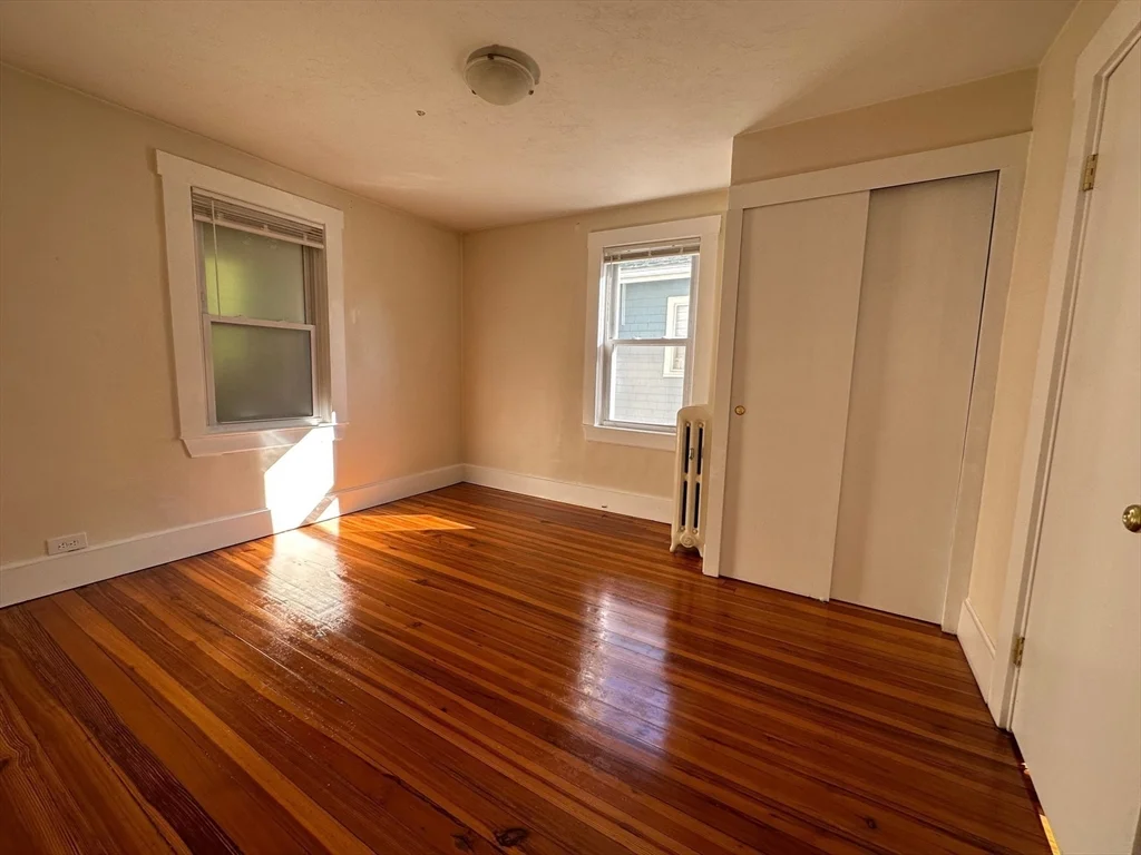 2 bed, 1 bath apartment for rent at 65 Walnut St Unit 2, Belmont — photo 5 of 9