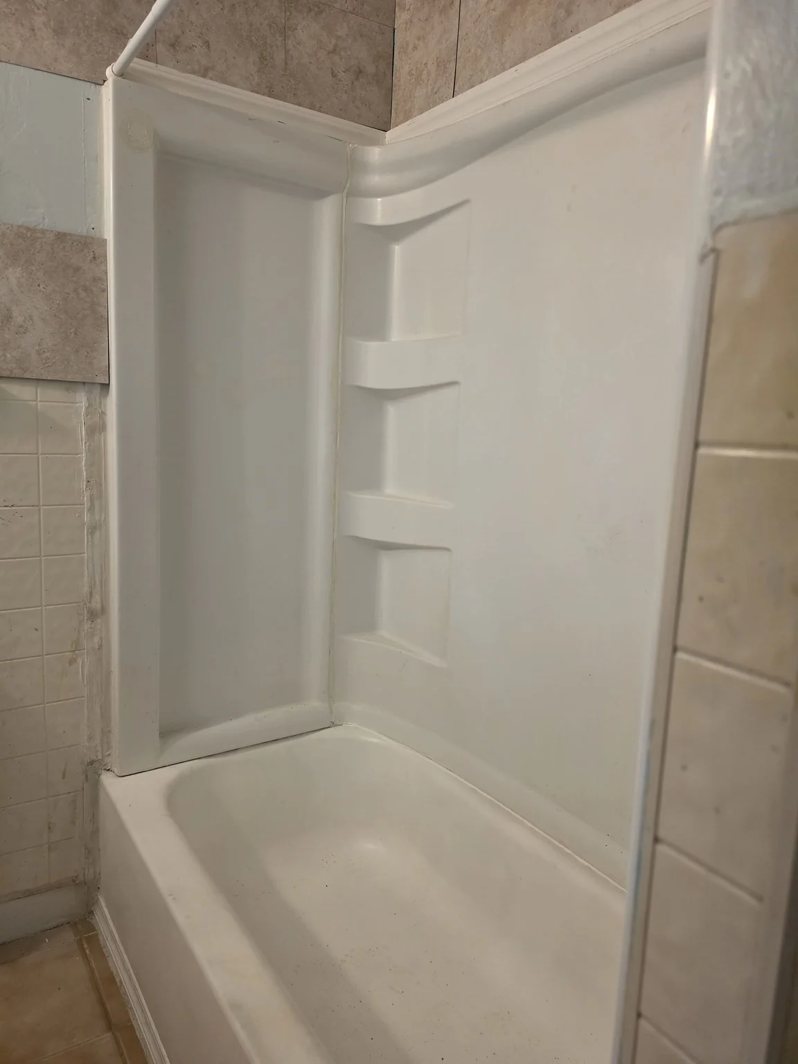 2 bed, 1 bath apartment for rent at 65 Whiting Unit 2L, Lynn — photo 9 of 10