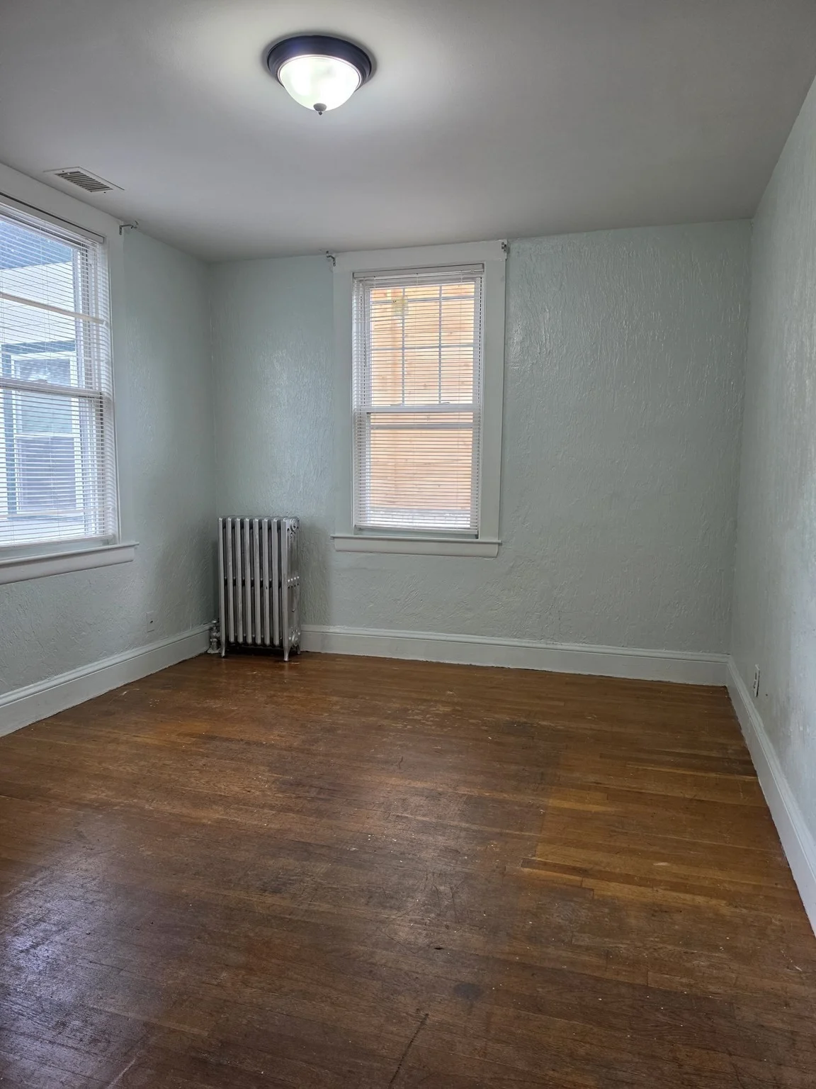 2 bed, 1 bath apartment for rent at 65 Whiting Unit 2L, Lynn — photo 4 of 10