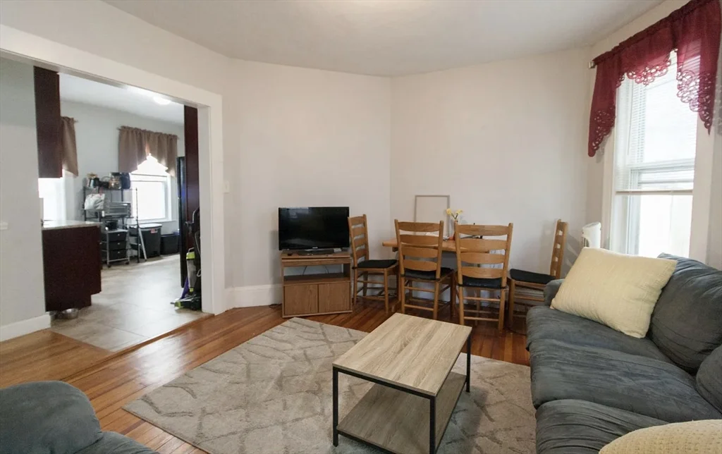 4 bed, 2 bath apartment for rent at 65 Wyman Unit 1, Jamaica Plain — photo 4 of 15