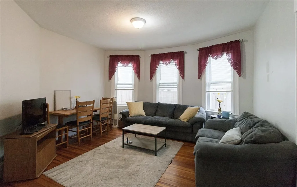 4 bed, 2 bath apartment for rent at 65 Wyman Unit 1, Jamaica Plain — photo 3 of 15