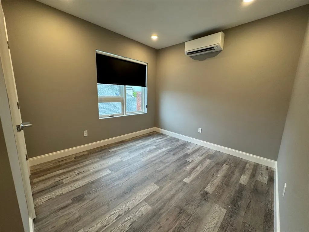 2 bed, 1 bath apartment for rent at 650 Beach St Unit 301, Revere — photo 4 of 10