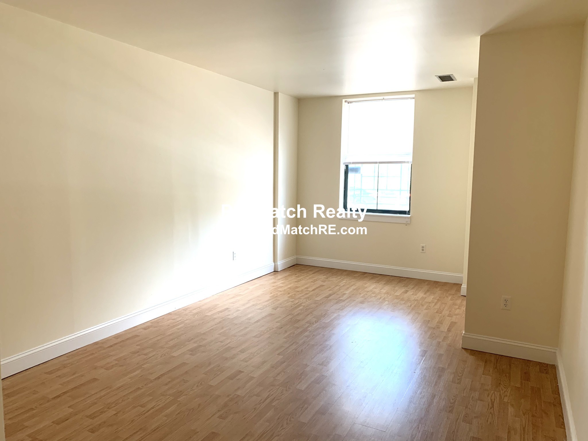 3 bed, 2 bath apartment for rent at 650 Columbus Ave Unit 113, Roxbury — photo 6 of 13