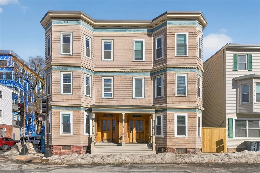 2 bed, 1 bath apartment for rent at 650 Dorchester Ave Unit 1, South Boston — photo 17 of 22