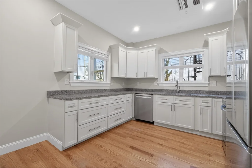 2 bed, 1 bath apartment for rent at 650 Dorchester Ave Unit 1, South Boston — photo 4 of 22