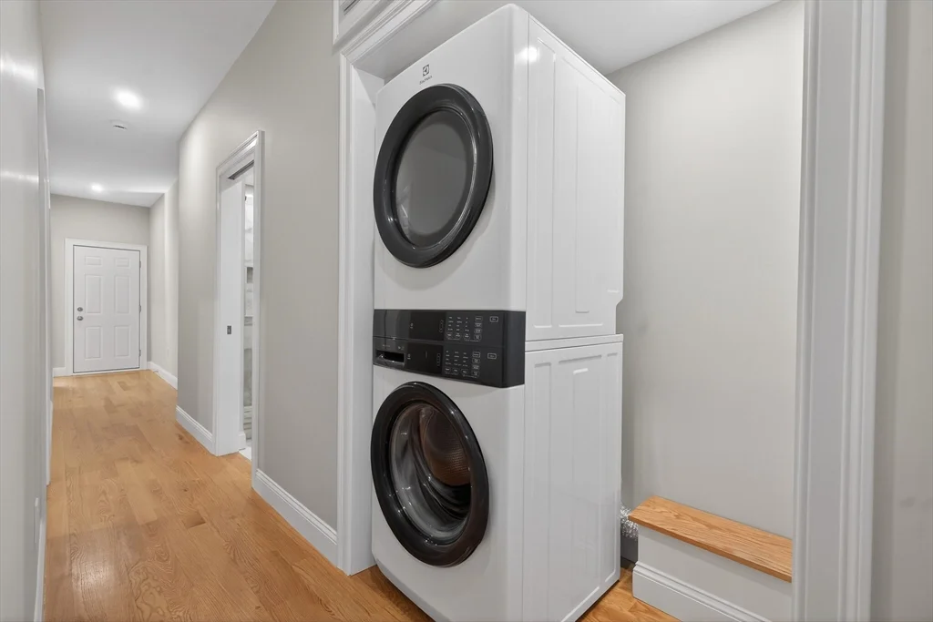 2 bed, 1 bath apartment for rent at 650 Dorchester Ave Unit 1, South Boston — photo 14 of 22