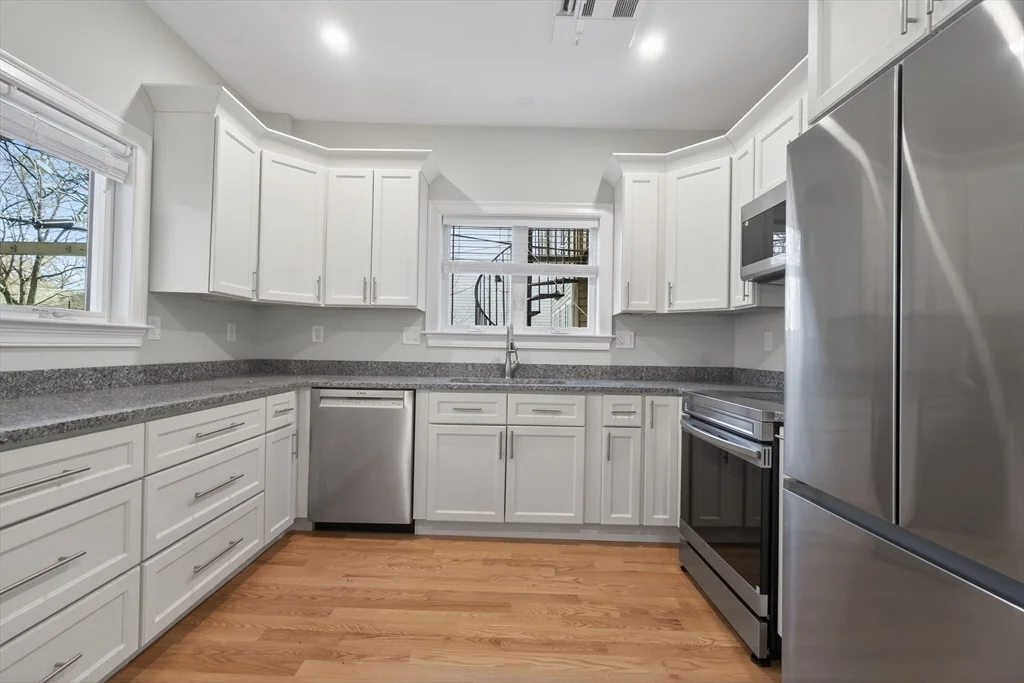 2 bed, 1 bath apartment for rent at 650 Dorchester Ave Unit 1, South Boston — photo 5 of 22
