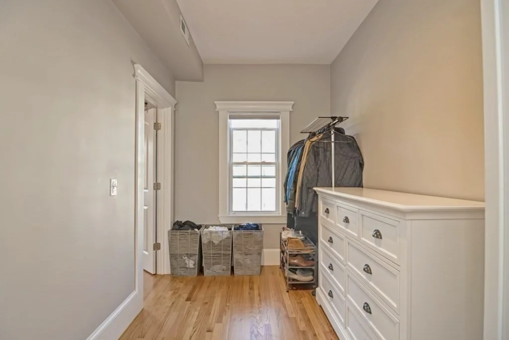 3 bed, 1 bath apartment for rent at 651 East 6th St Unit 2, South Boston — photo 14 of 23