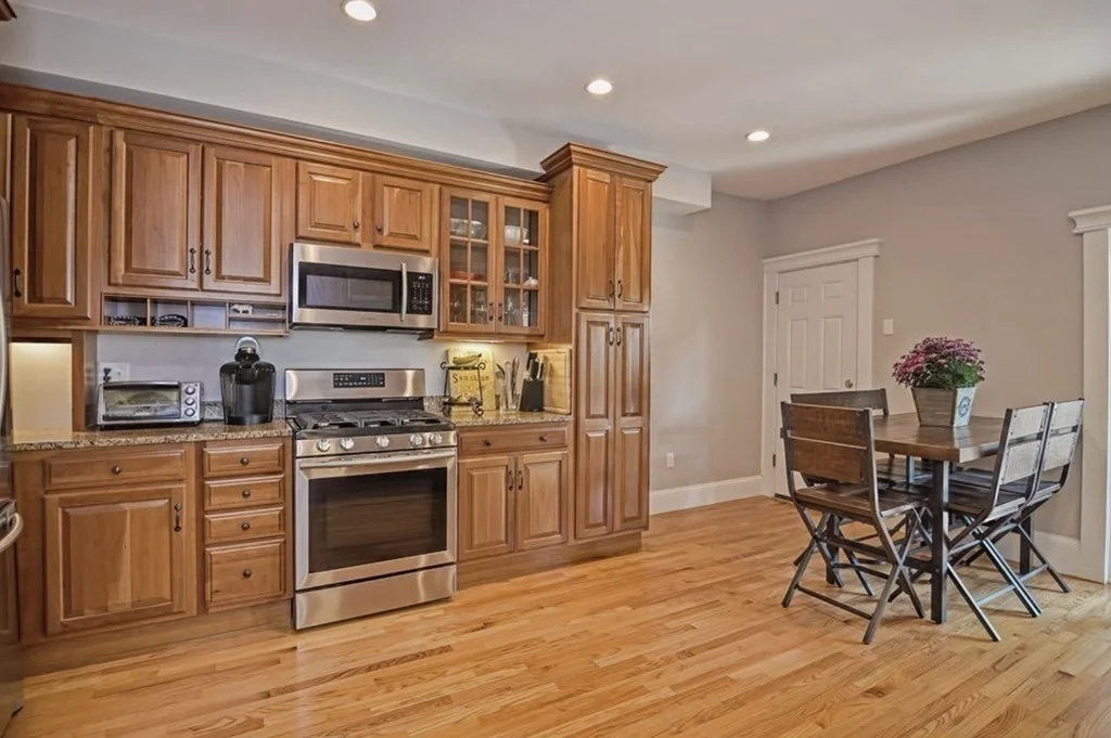3 bed, 1 bath apartment for rent at 651 East 6th St Unit 2, South Boston — photo 4 of 23