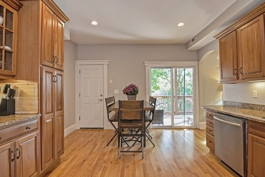 3 bed, 1 bath apartment for rent at 651 East 6th St Unit 2, South Boston — photo 6 of 23
