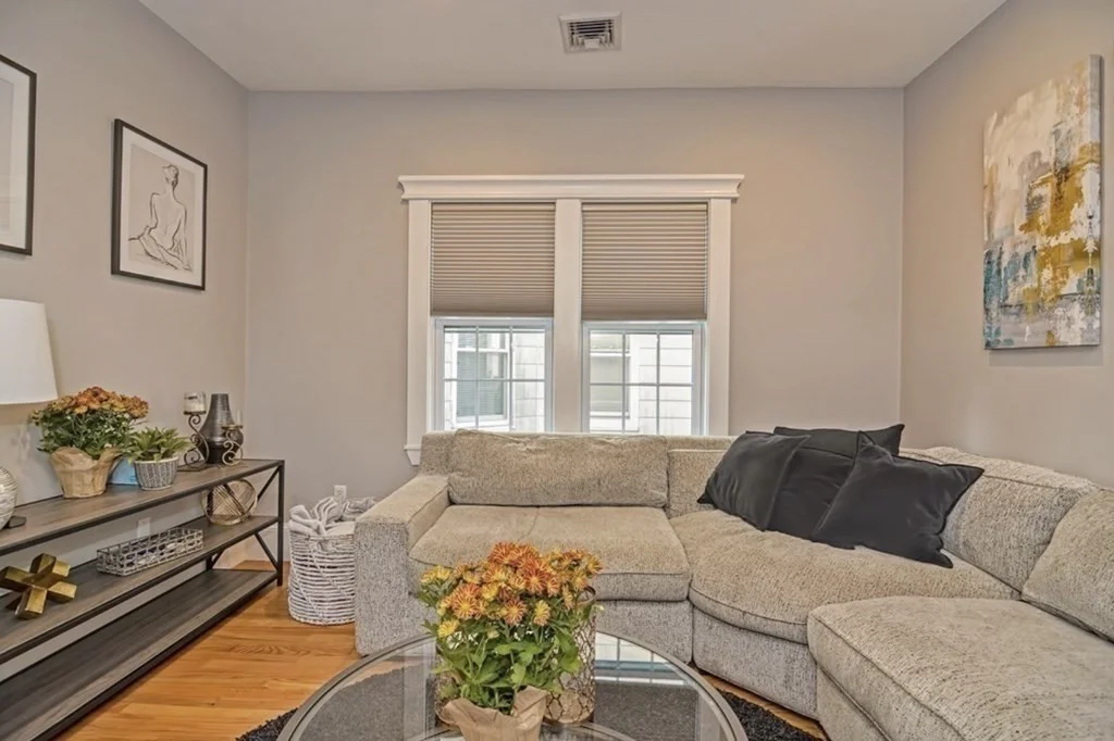 3 bed, 1 bath apartment for rent at 651 East 6th St Unit 2, South Boston — photo 8 of 23