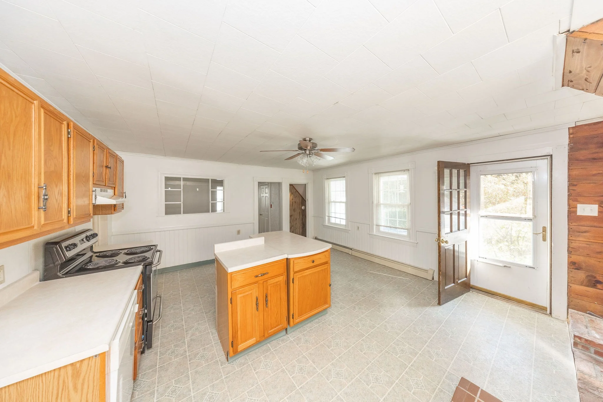 2 bed, 1 bath apartment for rent at 651 N Main St Unit 1, Oxford