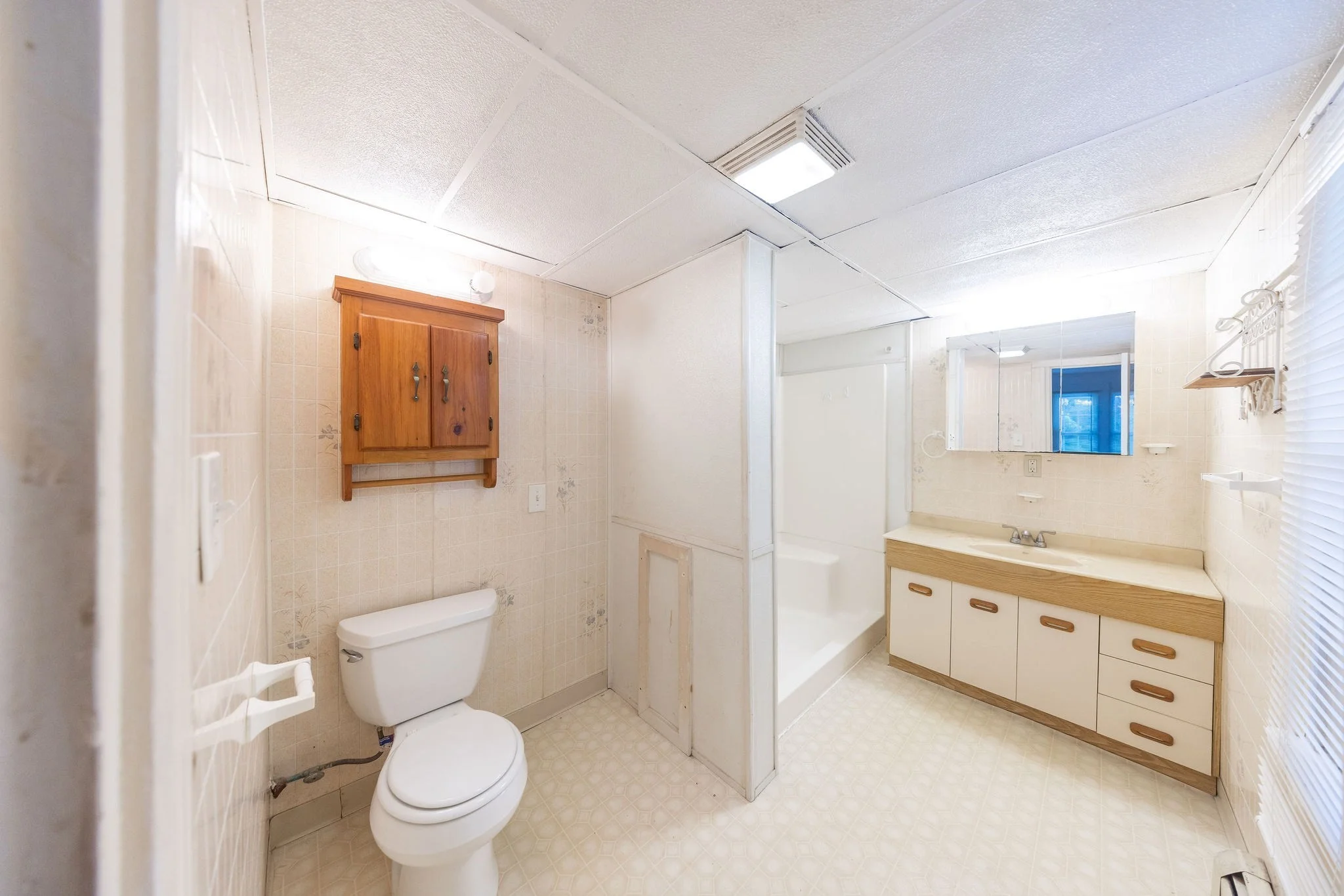 2 bed, 1 bath apartment for rent at 651 N Main St Unit 1, Oxford — photo 5 of 14
