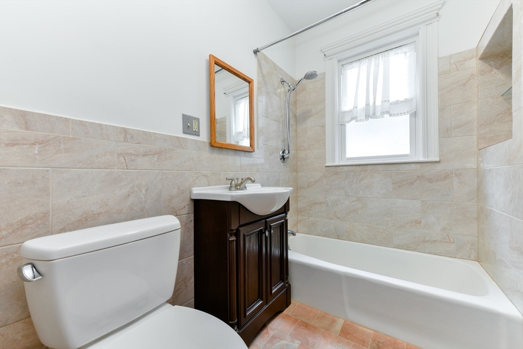 2 bed, 1 bath apartment for rent at 652 South Unit 2, Roslindale — photo 7 of 25