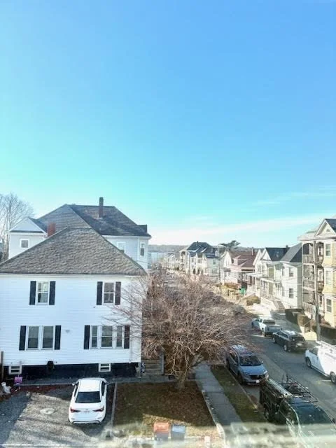 4 bed, 1 bath apartment for rent at 653 Brock Ave Unit 3, New Bedford — photo 21 of 22