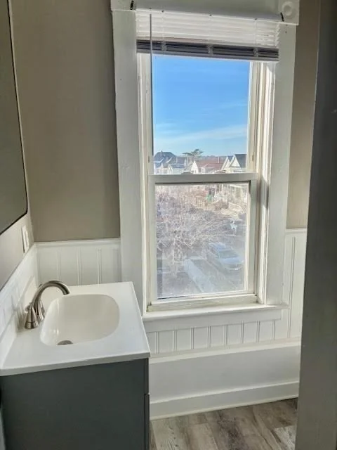 4 bed, 1 bath apartment for rent at 653 Brock Ave Unit 3, New Bedford — photo 6 of 22