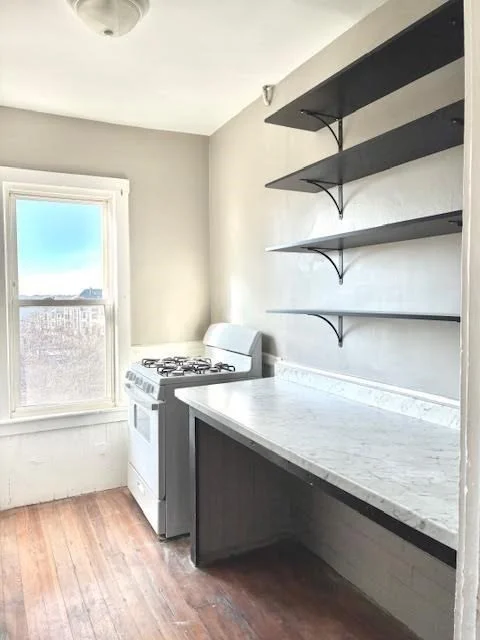 4 bed, 1 bath apartment for rent at 653 Brock Ave Unit 3, New Bedford — photo 11 of 22
