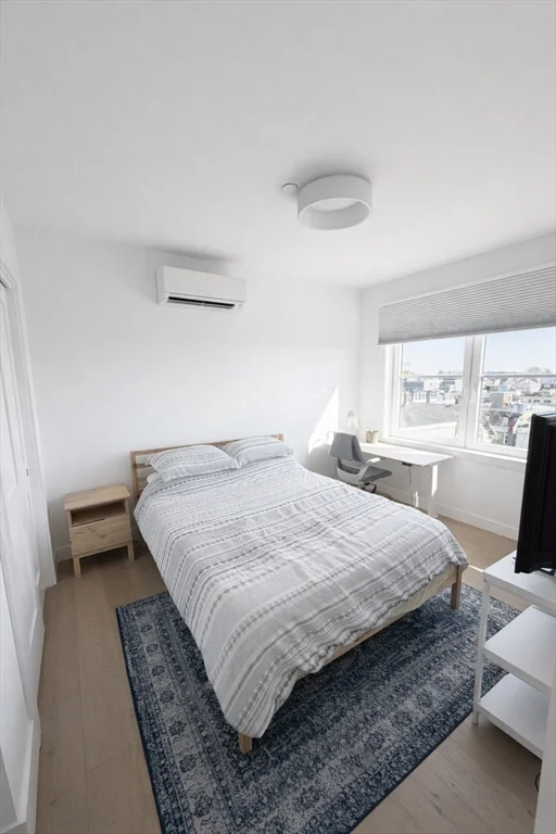 3 bed, 2 bath apartment for rent at 654 E Broadway Unit 403, South Boston — photo 8 of 9