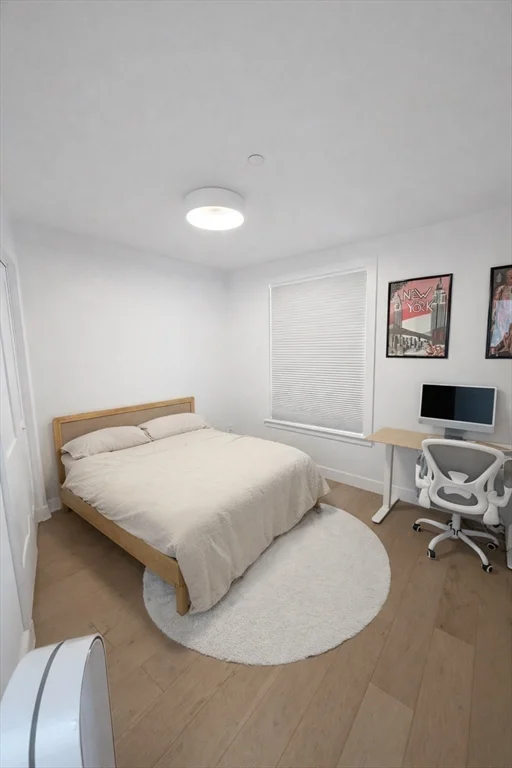3 bed, 2 bath apartment for rent at 654 E Broadway Unit 403, South Boston — photo 6 of 9