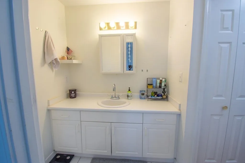 2 bed, 2 bath apartment for rent at 655 Concord Ave Unit 403, Cambridge Highlands — photo 14 of 22