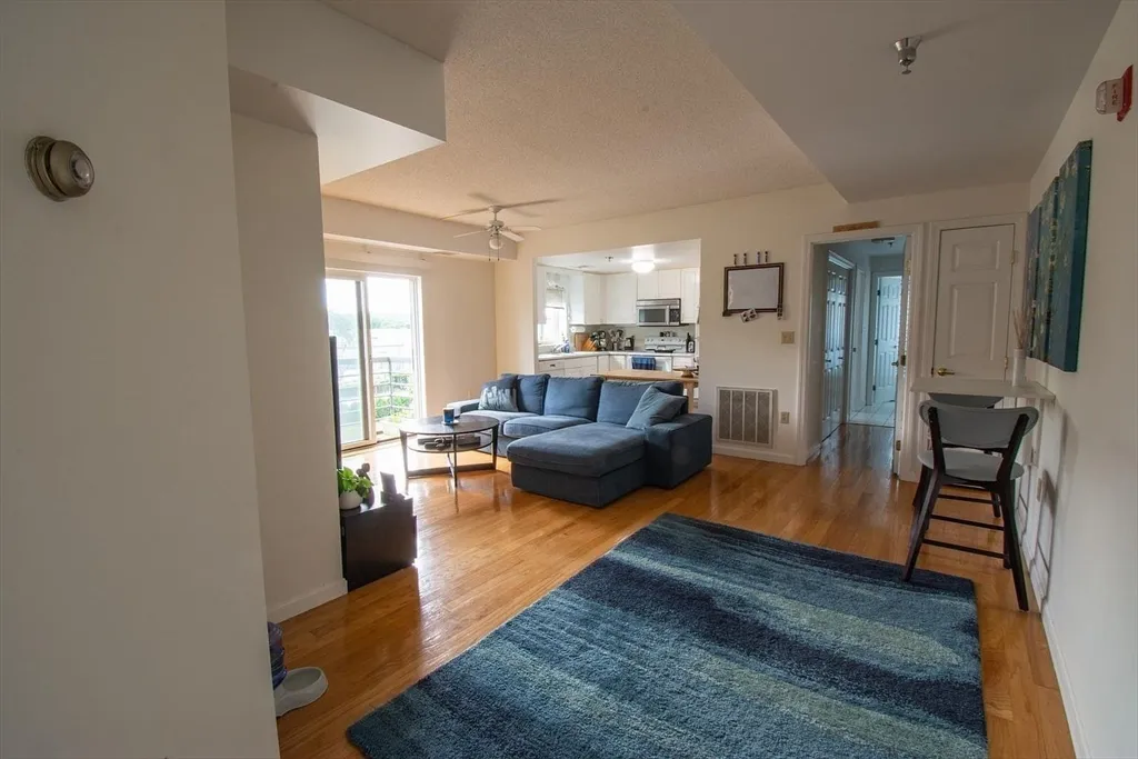 2 bed, 2 bath apartment for rent at 655 Concord Ave Unit 403, Cambridge Highlands — photo 8 of 22