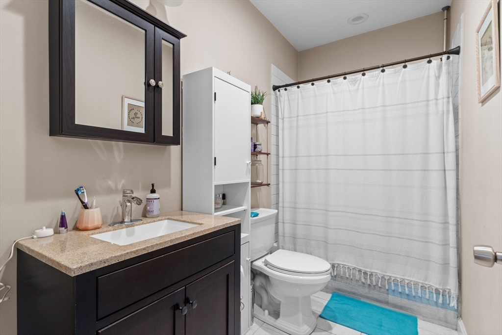 2 bed, 1 bath apartment for rent at 655 Cross St Unit 1, Malden — photo 11 of 20