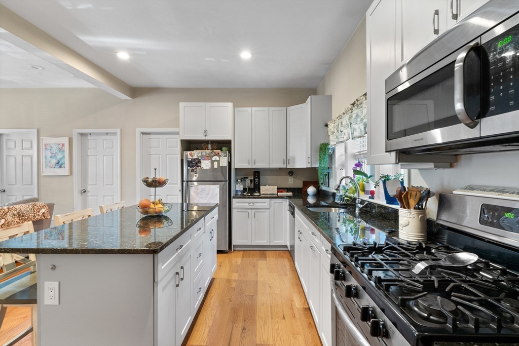 2 bed, 1 bath apartment for rent at 655 Cross St Unit 1, Malden — photo 5 of 20