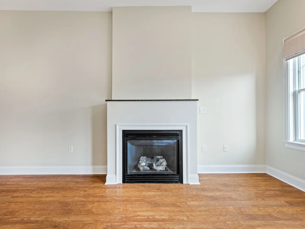3 bed, 2 bath apartment for rent at 655 E 2nd St Unit 207, South Boston — photo 6 of 15