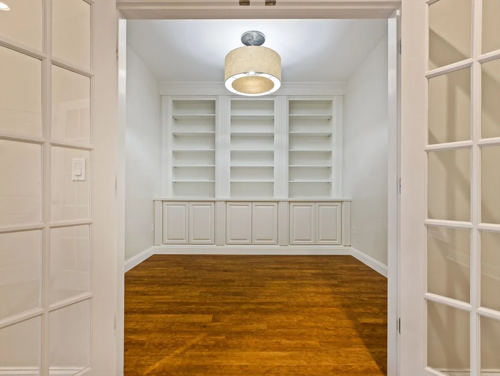 3 bed, 2 bath apartment for rent at 655 E 2nd St Unit 207, South Boston — photo 4 of 15