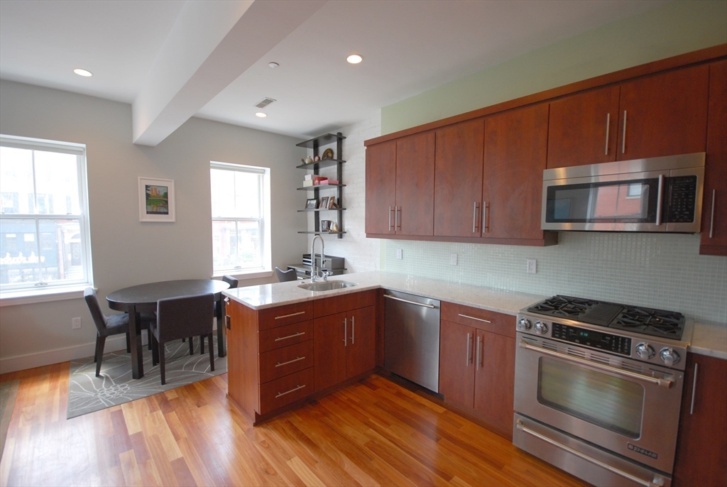 1 bed, 1 bath apartment for rent at 655 Tremont St Unit 4, South End — photo 3 of 8