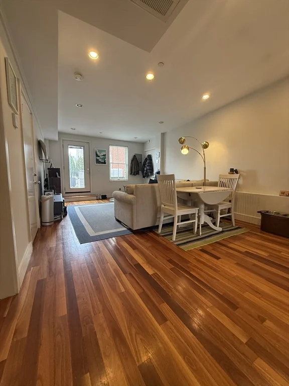 1 bed, 1 bath apartment for rent at 655 Tremont St Unit 9, South End — photo 4 of 6