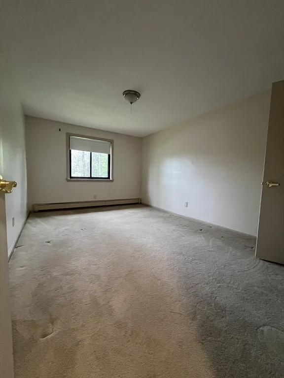 2 bed, 1 bath apartment for rent at 655 W Lowell Ave Unit 14, Haverhill — photo 11 of 13