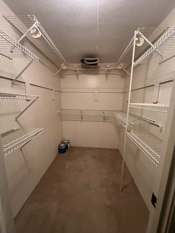 2 bed, 1 bath apartment for rent at 655 W Lowell Ave Unit 14, Haverhill — photo 12 of 13