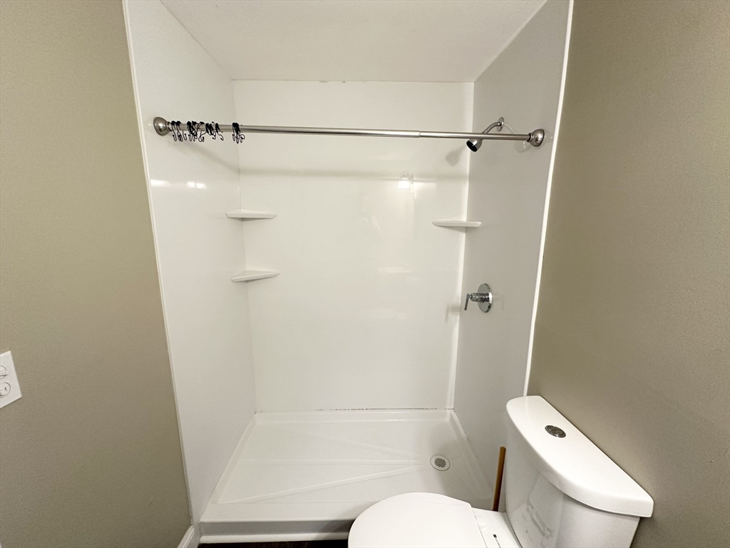 1 bed, 1 bath apartment for rent at 655 W Lowell Ave Unit 12, Haverhill — photo 10 of 13