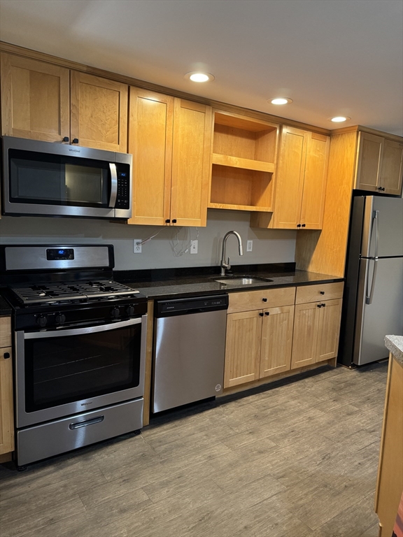 1 bed, 1 bath apartment for rent at 655 W Lowell Ave Unit 12, Haverhill — photo 2 of 13
