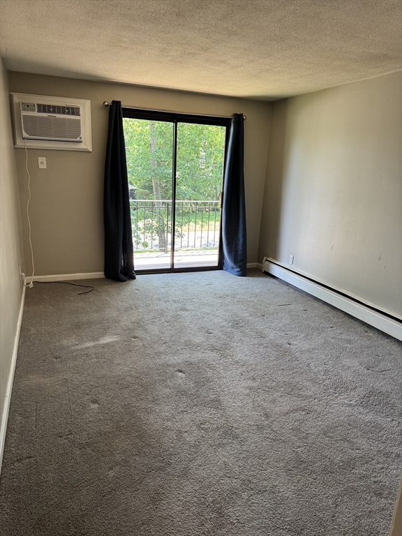 1 bed, 1 bath apartment for rent at 655 W Lowell Ave Unit 12, Haverhill — photo 4 of 13