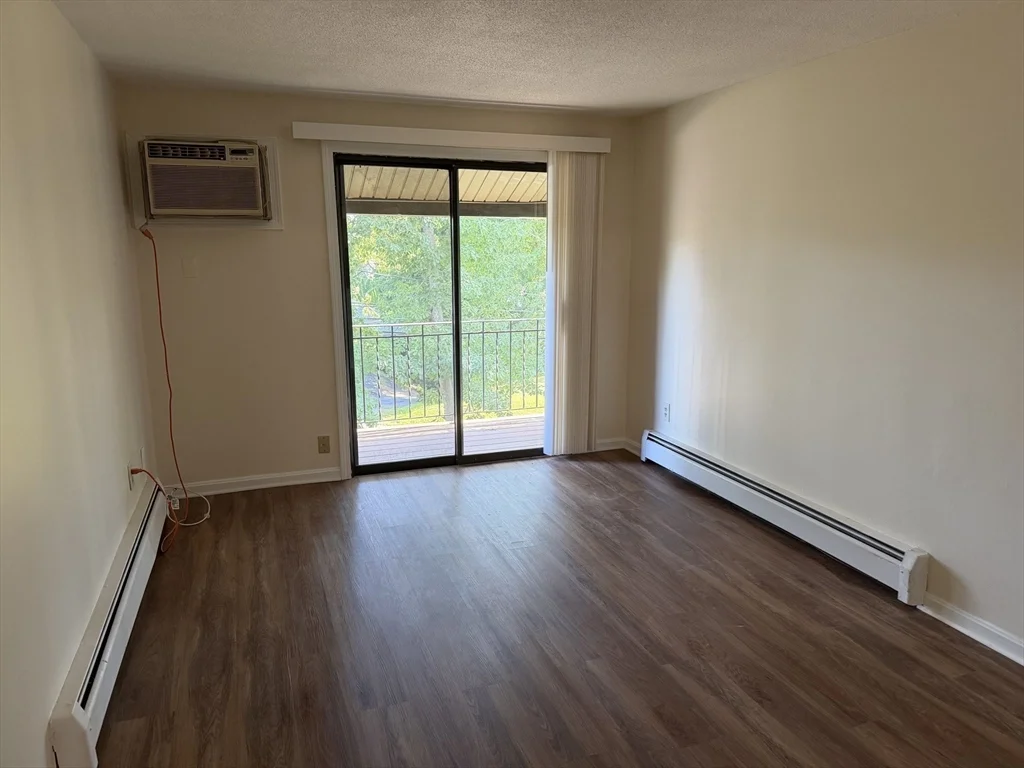 1 bed, 1 bath apartment for rent at 655 West Lowell Ave Unit 20, Haverhill — photo 6 of 13