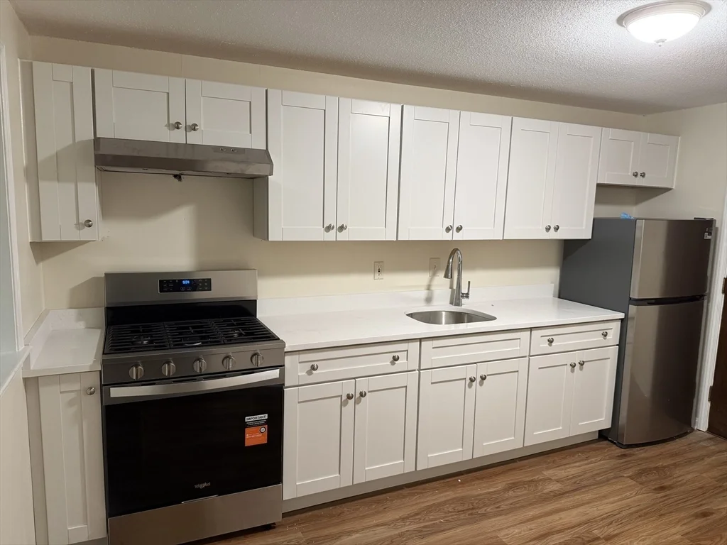 1 bed, 1 bath apartment for rent at 655 West Lowell Ave Unit 20, Haverhill — photo 4 of 13