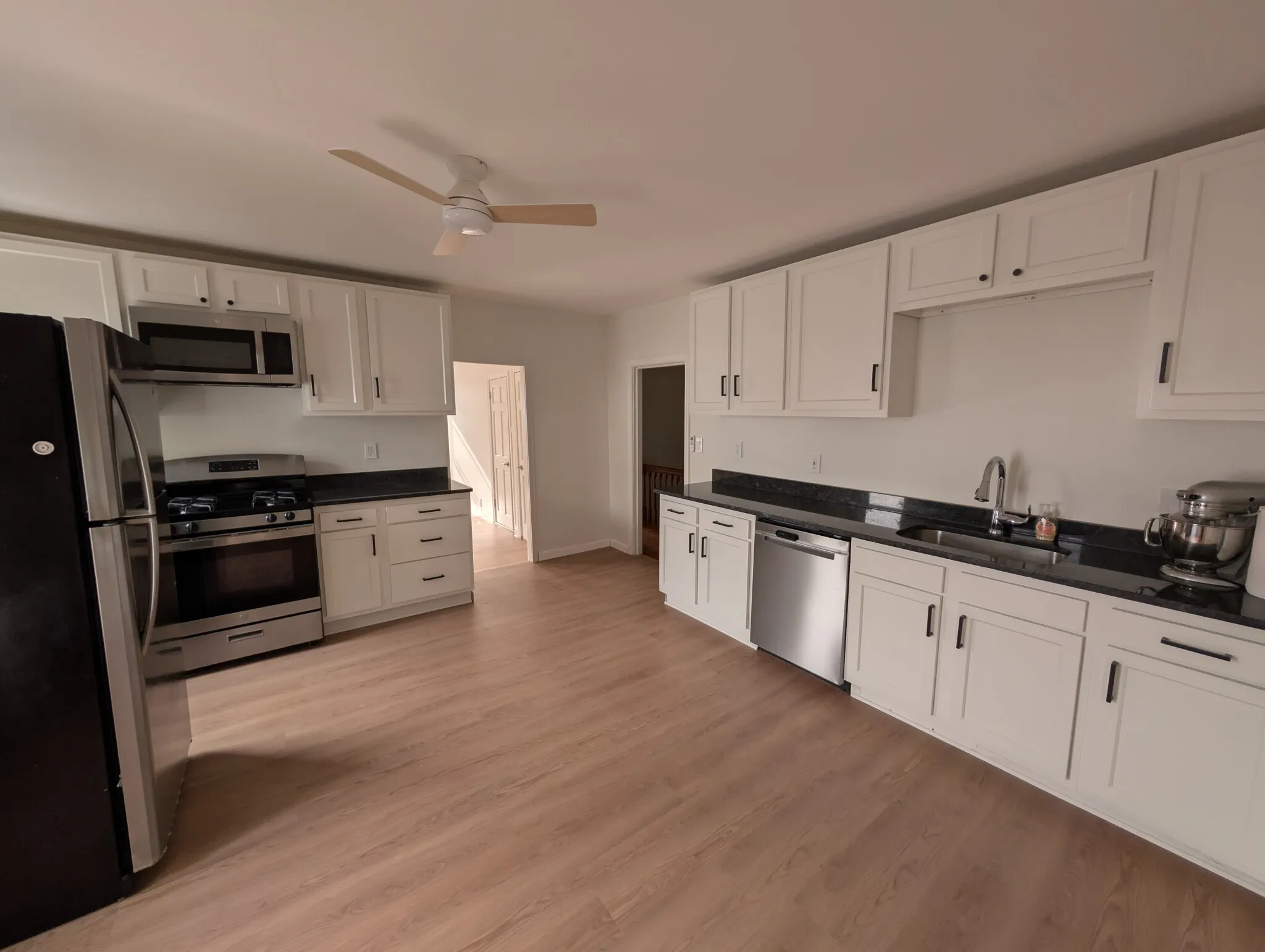 3 bed, 1 bath apartment for rent at 656 Dorchester Ave Unit 2, South Boston — photo 2 of 12