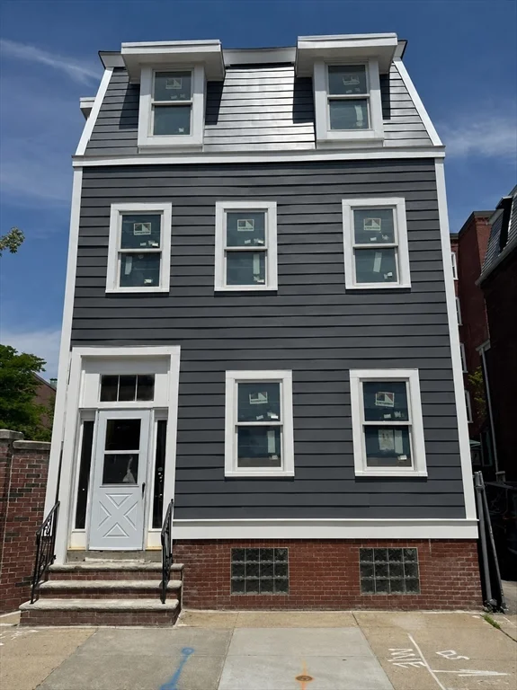 2 bed, 2 bath apartment for rent at 656 E 5th St Unit A, South Boston — photo 8 of 8