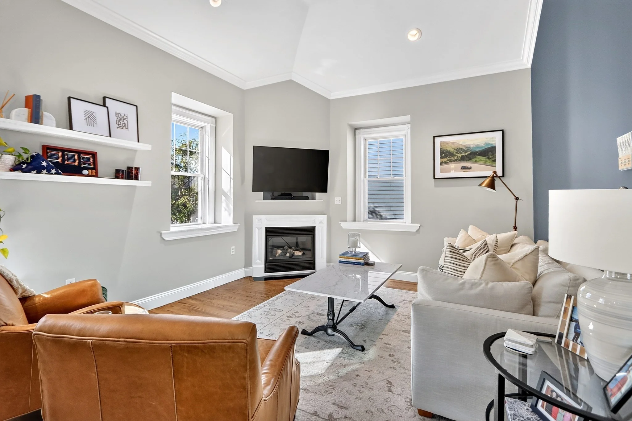1 bed, 1 bath apartment for rent at 656 E 7th St Unit 3, South Boston — photo 3 of 12