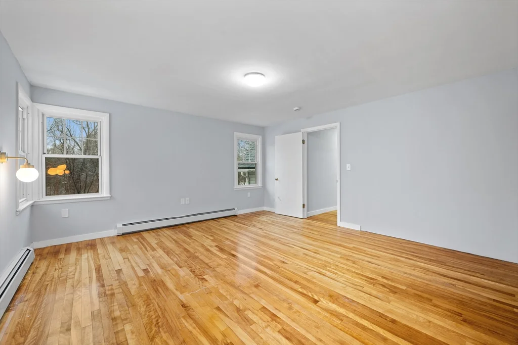 3 bed, 1 bath apartment for rent at 656 Grove St Unit 1, Worcester — photo 28 of 42