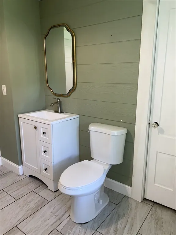 3 bed, 1 bath apartment for rent at 656 Grove St Unit 1, Worcester — photo 14 of 42
