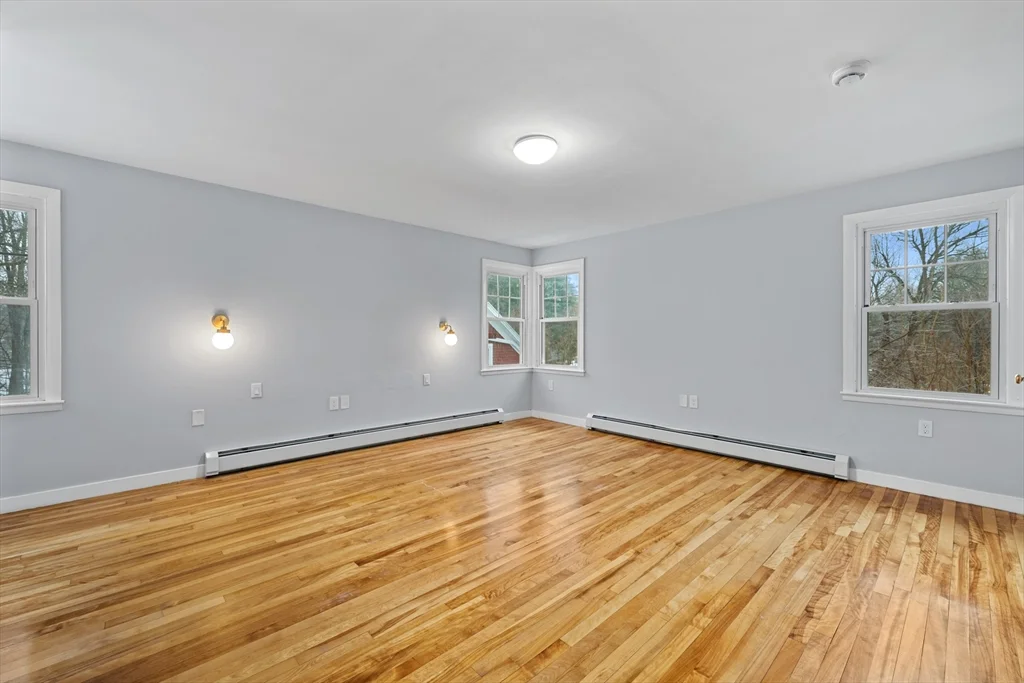 3 bed, 1 bath apartment for rent at 656 Grove St Unit 1, Worcester — photo 31 of 42