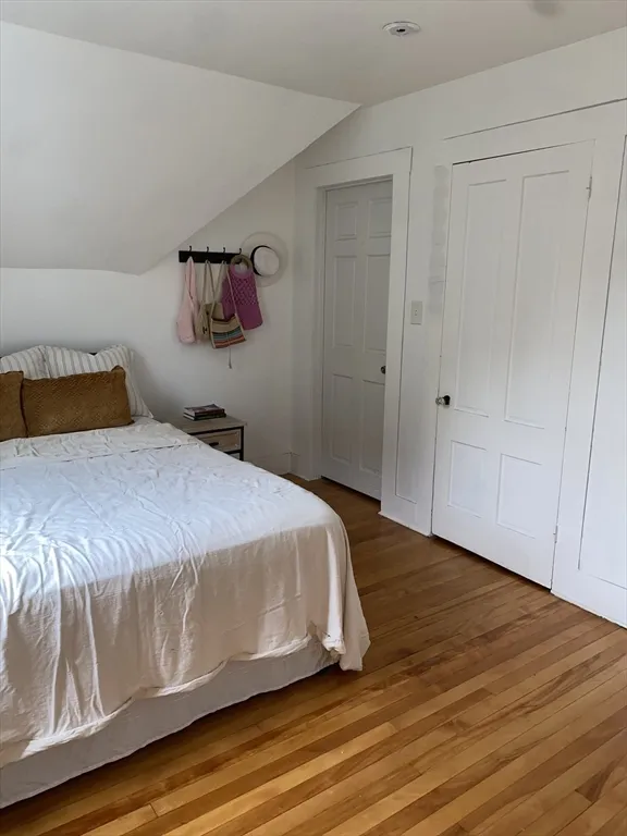 3 bed, 1 bath apartment for rent at 656 Grove St Unit 1, Worcester — photo 5 of 42