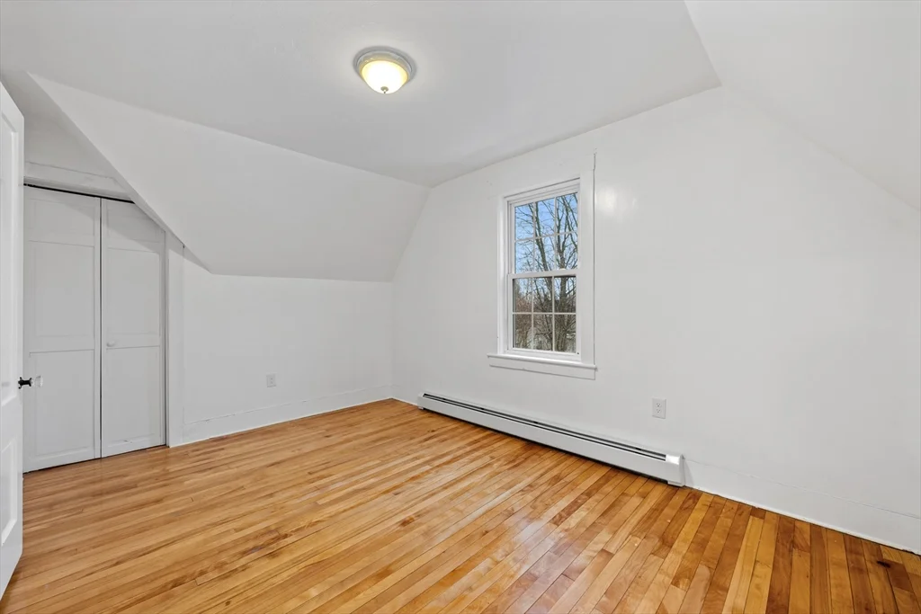 3 bed, 1 bath apartment for rent at 656 Grove St Unit 1, Worcester — photo 23 of 42