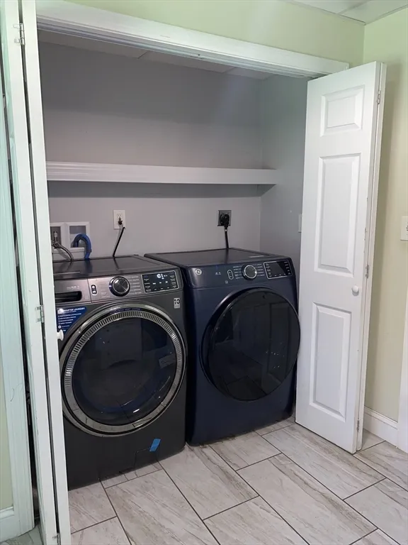 3 bed, 1 bath apartment for rent at 656 Grove St Unit 1, Worcester — photo 15 of 42