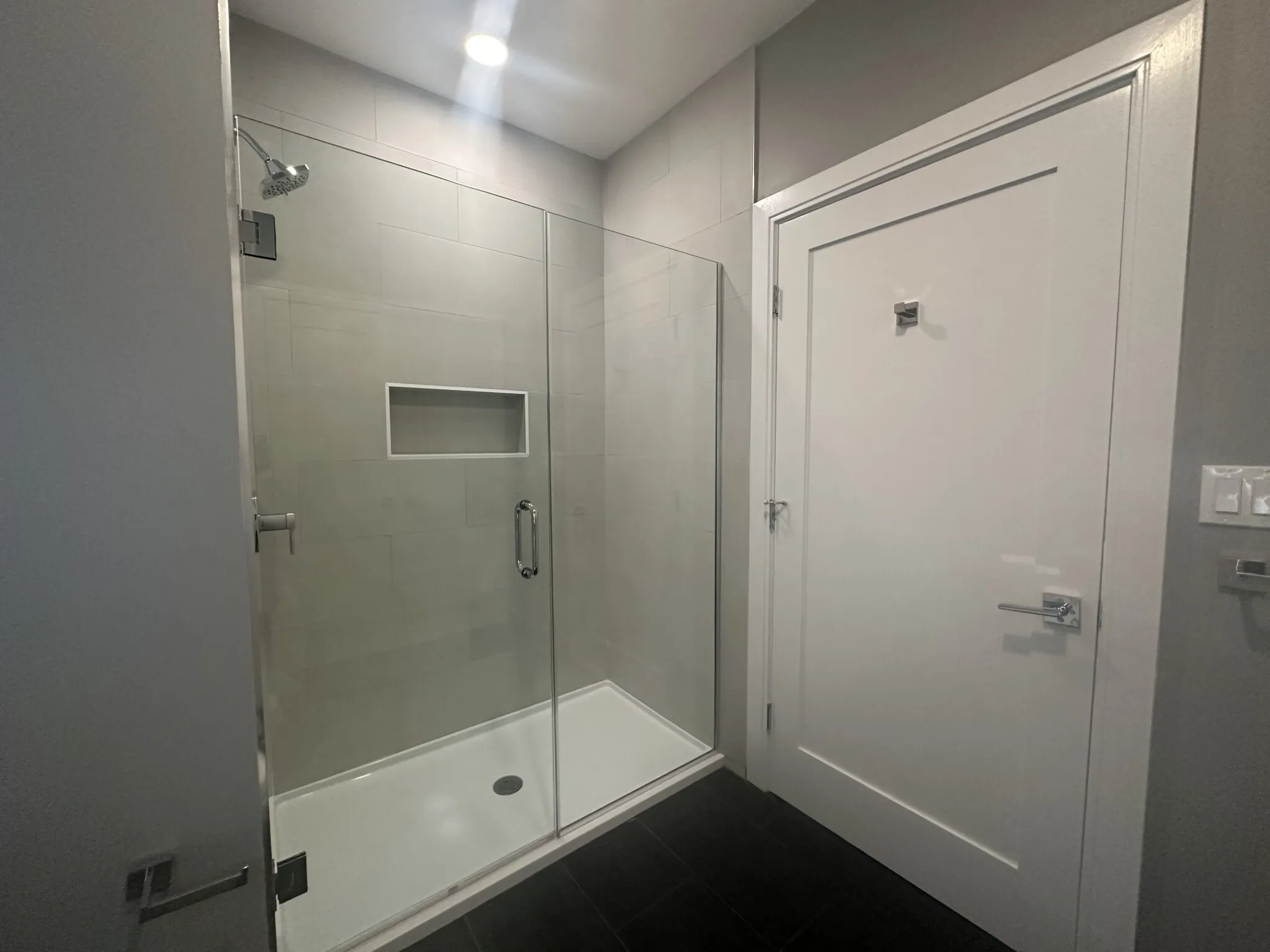 Studio bed, 1 bath apartment for rent at 656 Saratoga St Unit 301, East Boston — photo 17 of 17
